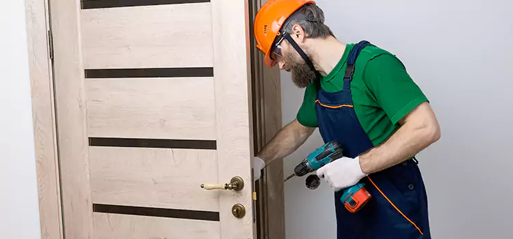 Replace Internal Door Handle with Lock Piqua